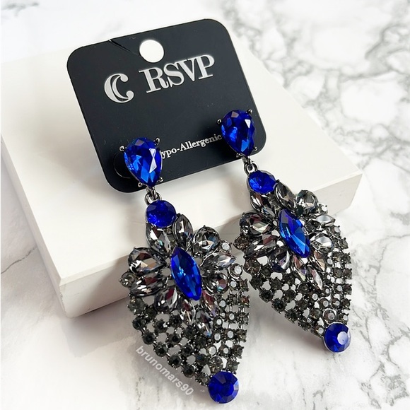 Charming Charlie Crystal Chandelier
Earrings - Picture 3 of 3